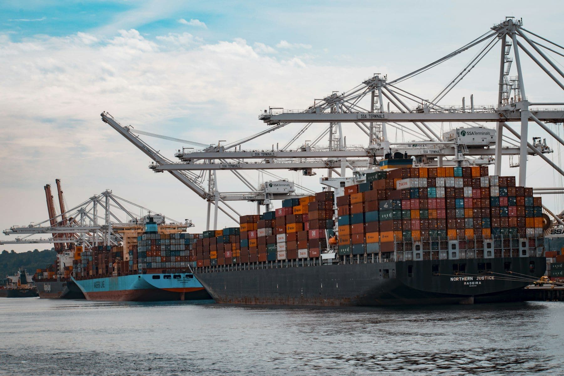 Container port with gantry cranes